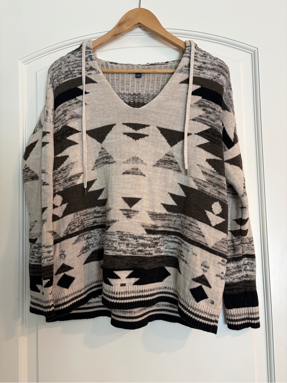 American Eagle Outfitters Women's Hooded Aztec Geometric Knit Cotton Sweater S